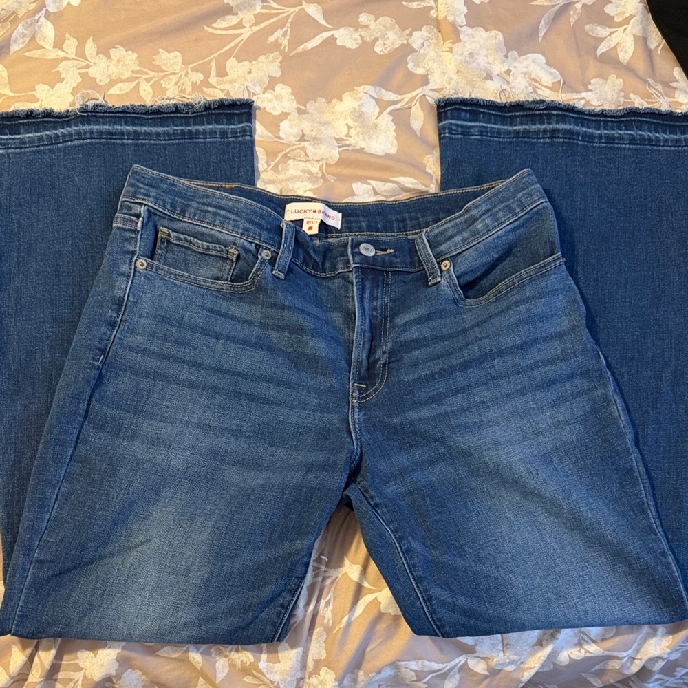 Lucky Brand Women's Classic Indigo Flare Leg Jeans